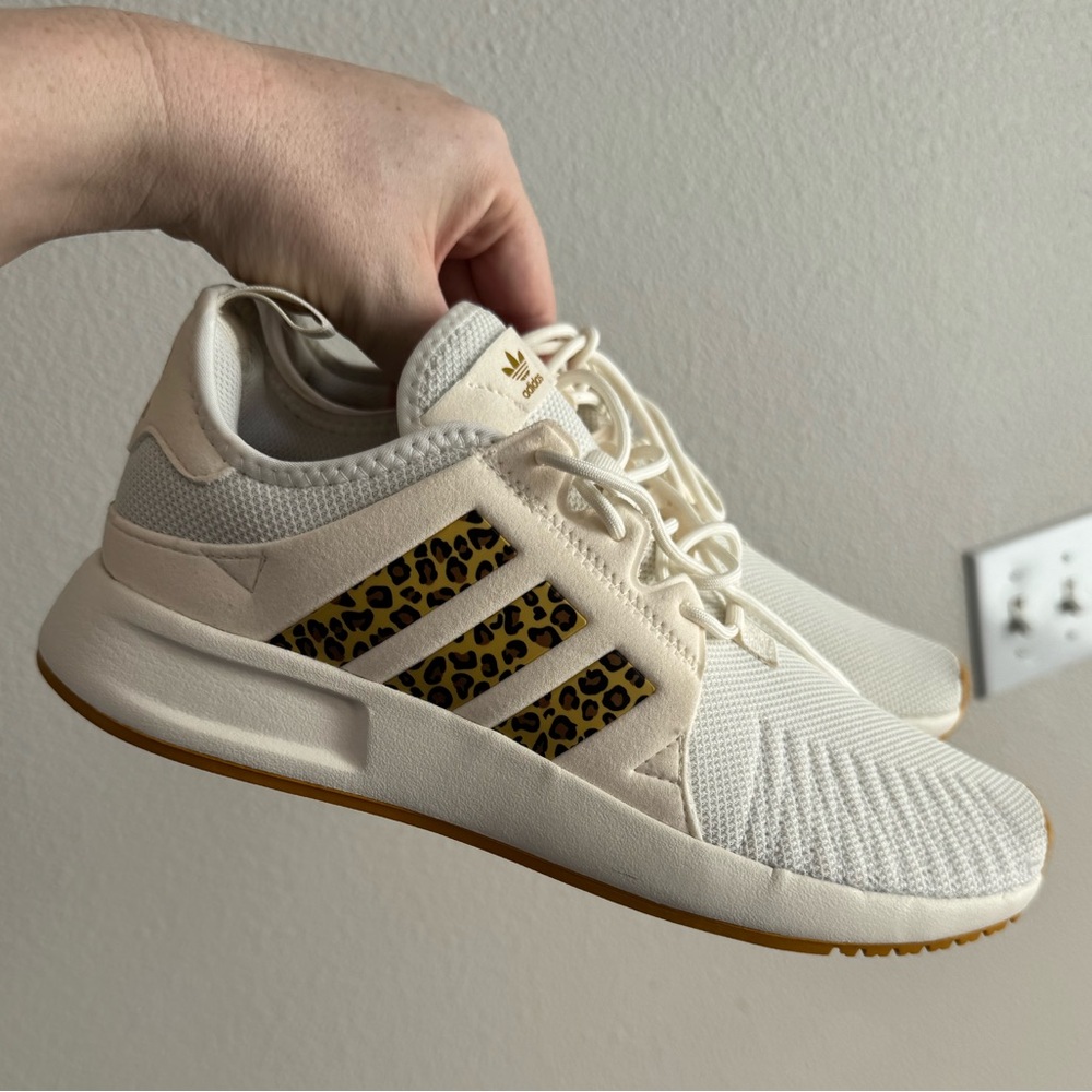 Girls 7 Adidas Cheetah